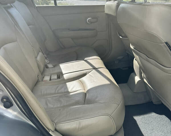 Серый Ниссан Тиида, объемом двигателя 0 л и пробегом 182 тыс. км за 4999 $, фото 10 на Automoto.ua