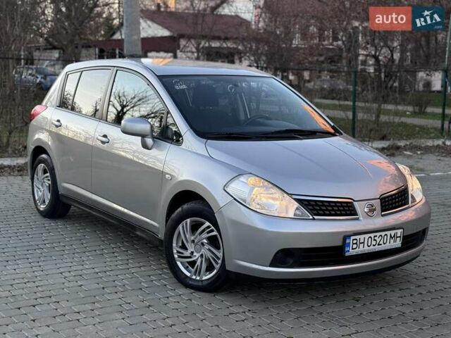 Сірий Ніссан Тііда, об'ємом двигуна 1.6 л та пробігом 220 тис. км за 6500 $, фото 2 на Automoto.ua