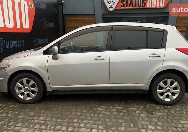 Серый Ниссан Тиида, объемом двигателя 1.8 л и пробегом 216 тыс. км за 4700 $, фото 7 на Automoto.ua