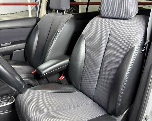 Серый Ниссан Тиида, объемом двигателя 1.6 л и пробегом 120 тыс. км за 6300 $, фото 11 на Automoto.ua