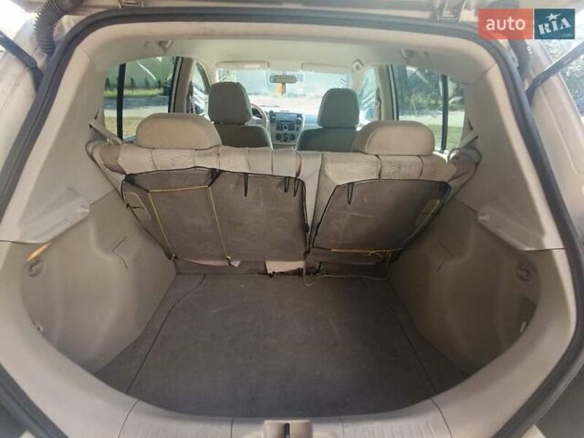 Серый Ниссан Тиида, объемом двигателя 1.6 л и пробегом 122 тыс. км за 7200 $, фото 9 на Automoto.ua