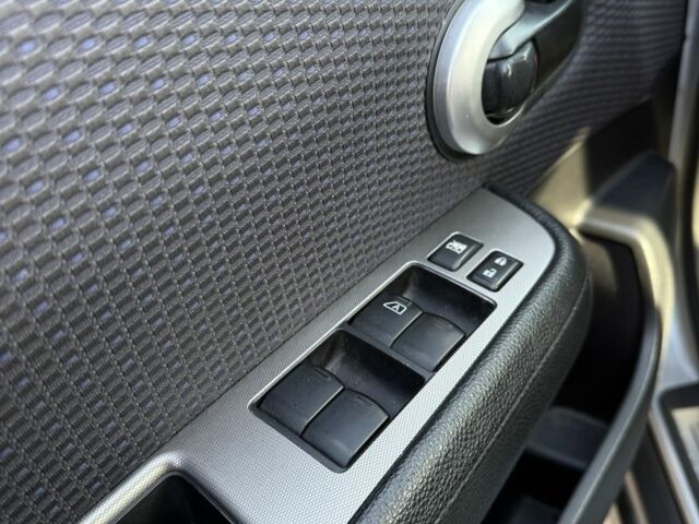 Сірий Ніссан Тііда, об'ємом двигуна 1.6 л та пробігом 167 тис. км за 7250 $, фото 13 на Automoto.ua