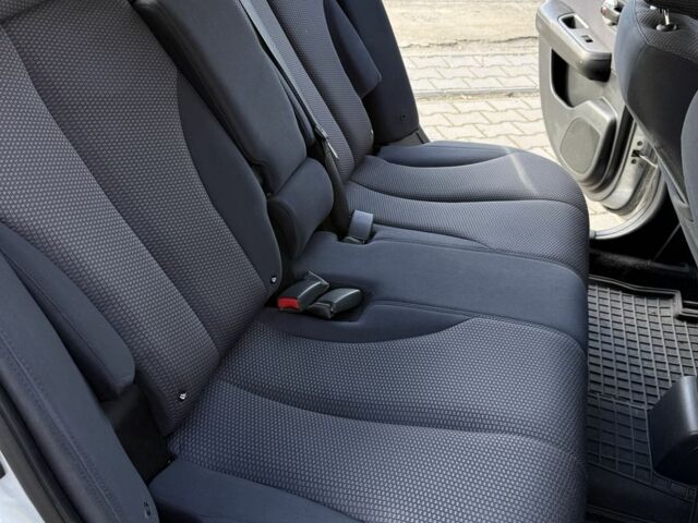 Серый Ниссан Тиида, объемом двигателя 1.6 л и пробегом 167 тыс. км за 7450 $, фото 8 на Automoto.ua