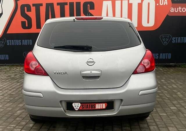 Серый Ниссан Тиида, объемом двигателя 1.8 л и пробегом 216 тыс. км за 4700 $, фото 6 на Automoto.ua