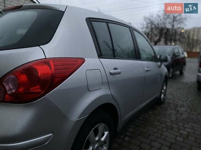 Сірий Ніссан Тііда, об'ємом двигуна 0 л та пробігом 151 тис. км за 7250 $, фото 7 на Automoto.ua