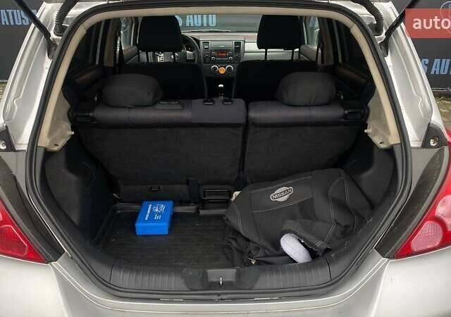 Серый Ниссан Тиида, объемом двигателя 1.8 л и пробегом 216 тыс. км за 4700 $, фото 10 на Automoto.ua