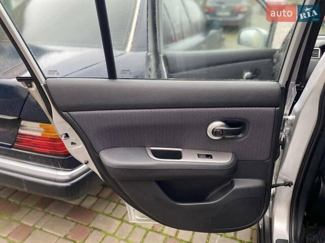 Сірий Ніссан Тііда, об'ємом двигуна 0 л та пробігом 151 тис. км за 7250 $, фото 21 на Automoto.ua