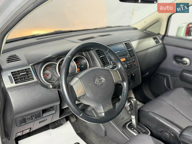 Серый Ниссан Тиида, объемом двигателя 1.6 л и пробегом 120 тыс. км за 6300 $, фото 10 на Automoto.ua