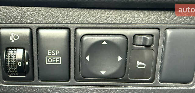 Серый Ниссан Тиида, объемом двигателя 1.6 л и пробегом 167 тыс. км за 7250 $, фото 10 на Automoto.ua