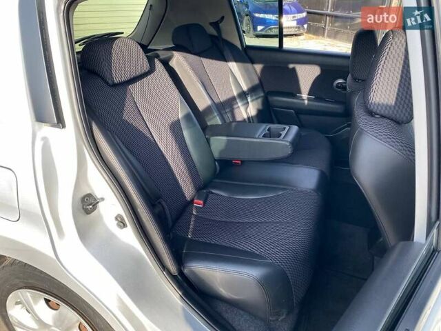 Сірий Ніссан Тііда, об'ємом двигуна 1.5 л та пробігом 107 тис. км за 7590 $, фото 10 на Automoto.ua