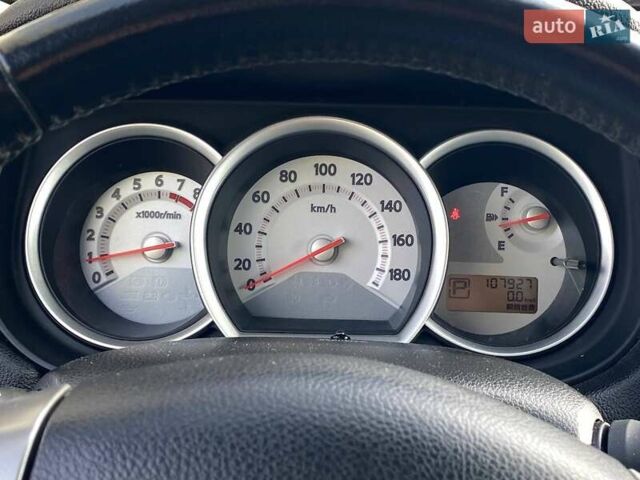 Сірий Ніссан Тііда, об'ємом двигуна 1.5 л та пробігом 107 тис. км за 7590 $, фото 14 на Automoto.ua