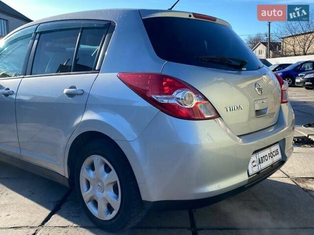 Сірий Ніссан Тііда, об'ємом двигуна 1.5 л та пробігом 107 тис. км за 8190 $, фото 7 на Automoto.ua