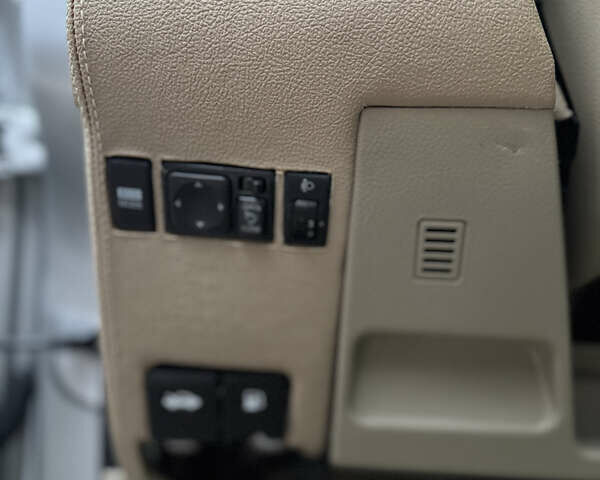 Сірий Ніссан Тііда, об'ємом двигуна 1.5 л та пробігом 76 тис. км за 7700 $, фото 26 на Automoto.ua