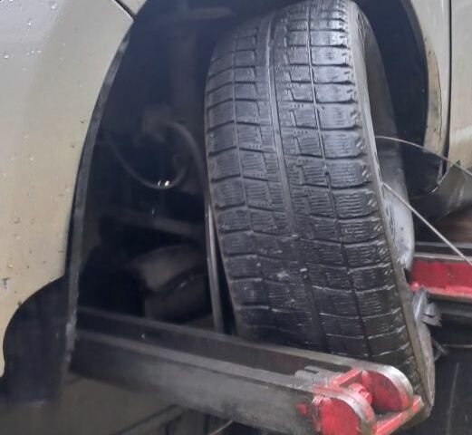 Серый Ниссан Тиида, объемом двигателя 1.5 л и пробегом 50 тыс. км за 5000 $, фото 5 на Automoto.ua