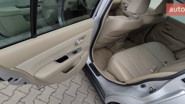 Серый Ниссан Тиида, объемом двигателя 1.6 л и пробегом 113 тыс. км за 6996 $, фото 11 на Automoto.ua