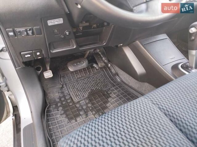 Сірий Ніссан Тііда, об'ємом двигуна 1.5 л та пробігом 81 тис. км за 7777 $, фото 10 на Automoto.ua