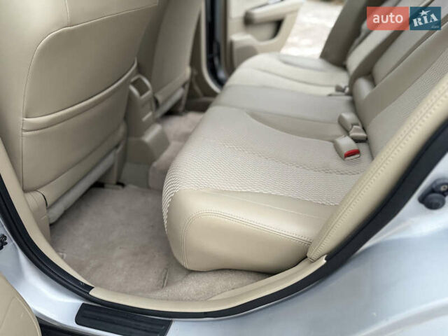 Сірий Ніссан Тііда, об'ємом двигуна 1.5 л та пробігом 76 тис. км за 7700 $, фото 17 на Automoto.ua