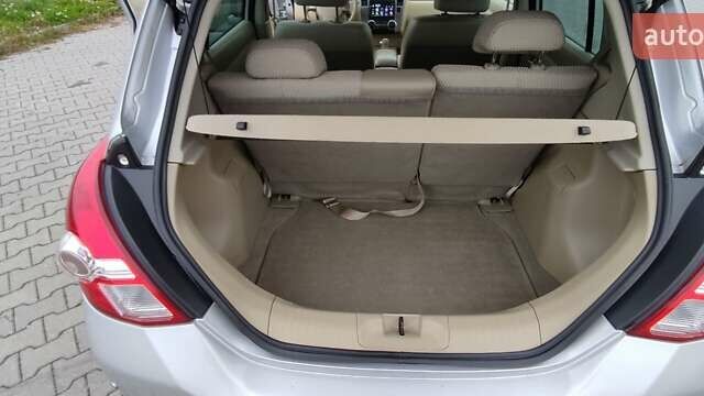 Серый Ниссан Тиида, объемом двигателя 1.6 л и пробегом 113 тыс. км за 6996 $, фото 13 на Automoto.ua