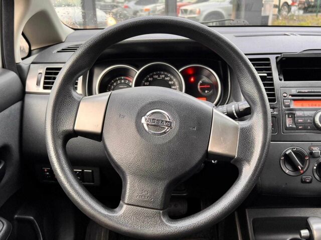 Серый Ниссан Тиида, объемом двигателя 0 л и пробегом 195 тыс. км за 7490 $, фото 14 на Automoto.ua