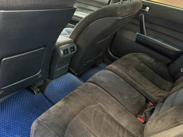 Серый Ниссан Тиида, объемом двигателя 2.4 л и пробегом 380 тыс. км за 4350 $, фото 4 на Automoto.ua