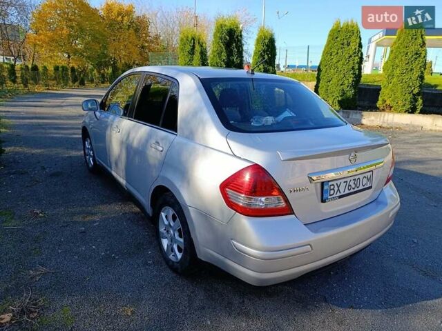 Серый Ниссан Тиида, объемом двигателя 1.8 л и пробегом 165 тыс. км за 5400 $, фото 10 на Automoto.ua