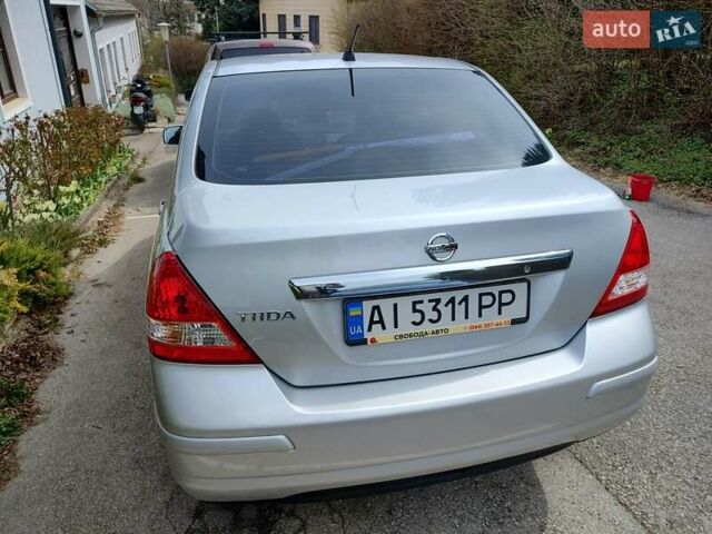 Сірий Ніссан Тііда, об'ємом двигуна 1.6 л та пробігом 45 тис. км за 8700 $, фото 34 на Automoto.ua