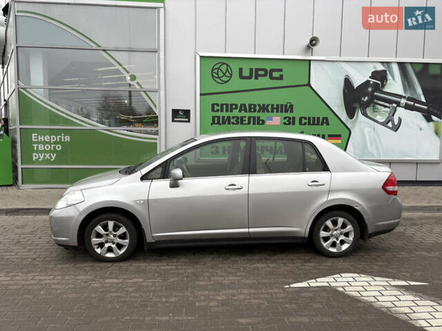 Серый Ниссан Тиида, объемом двигателя 1.6 л и пробегом 157 тыс. км за 6500 $, фото 2 на Automoto.ua