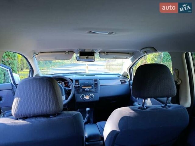 Серый Ниссан Тиида, объемом двигателя 1.8 л и пробегом 165 тыс. км за 5400 $, фото 16 на Automoto.ua