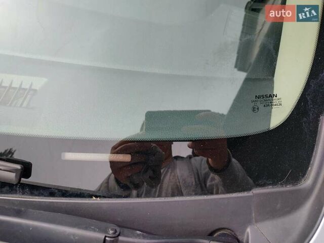 Сірий Ніссан Тііда, об'ємом двигуна 1.6 л та пробігом 45 тис. км за 8700 $, фото 45 на Automoto.ua