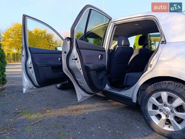 Серый Ниссан Тиида, объемом двигателя 1.8 л и пробегом 165 тыс. км за 5400 $, фото 24 на Automoto.ua