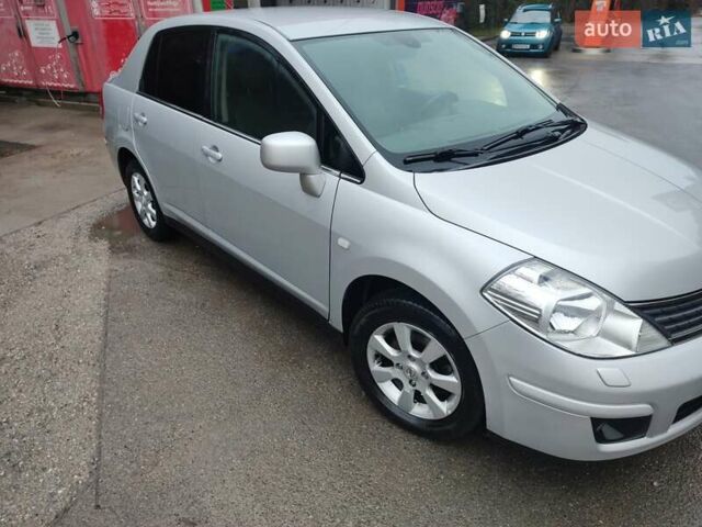 Сірий Ніссан Тііда, об'ємом двигуна 1.6 л та пробігом 45 тис. км за 8700 $, фото 8 на Automoto.ua