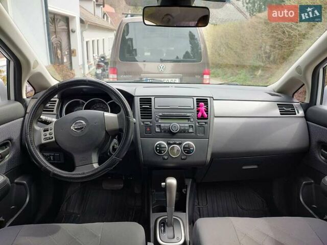 Сірий Ніссан Тііда, об'ємом двигуна 1.6 л та пробігом 45 тис. км за 8700 $, фото 52 на Automoto.ua