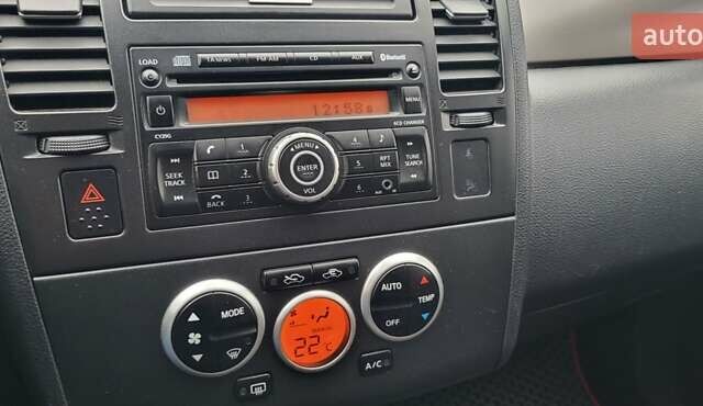 Серый Ниссан Тиида, объемом двигателя 1.6 л и пробегом 199 тыс. км за 5390 $, фото 35 на Automoto.ua