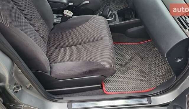 Серый Ниссан Тиида, объемом двигателя 1.6 л и пробегом 199 тыс. км за 5390 $, фото 30 на Automoto.ua