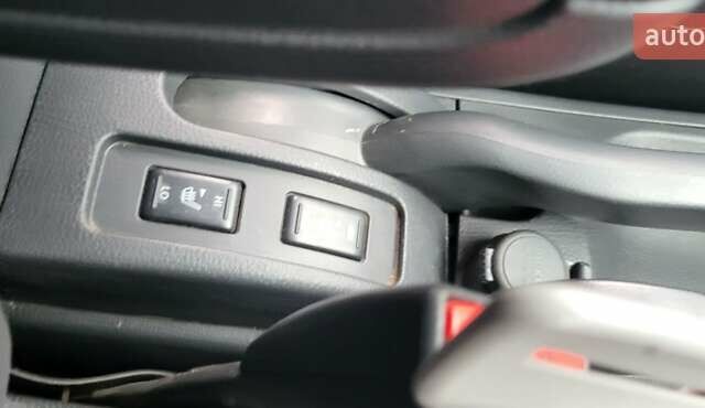 Серый Ниссан Тиида, объемом двигателя 1.6 л и пробегом 199 тыс. км за 5390 $, фото 45 на Automoto.ua