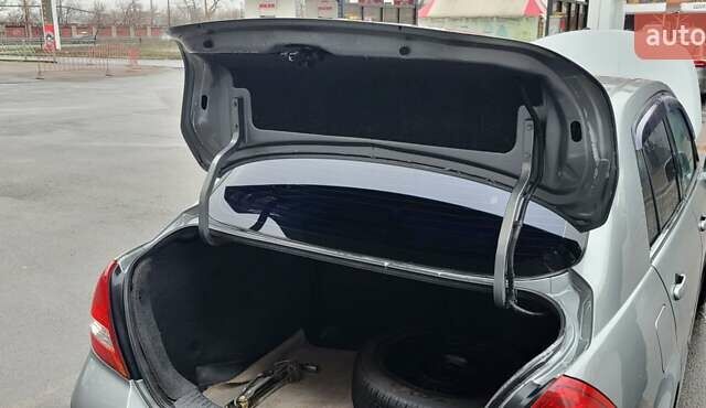 Серый Ниссан Тиида, объемом двигателя 1.6 л и пробегом 199 тыс. км за 5390 $, фото 41 на Automoto.ua
