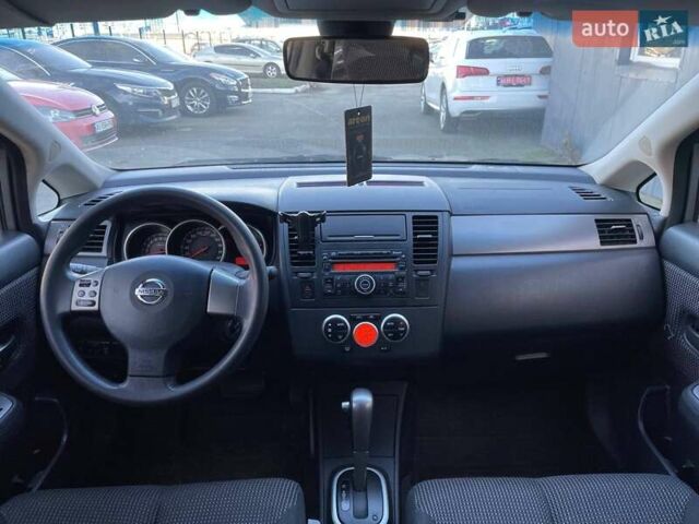 Серый Ниссан Тиида, объемом двигателя 1.6 л и пробегом 160 тыс. км за 7490 $, фото 12 на Automoto.ua