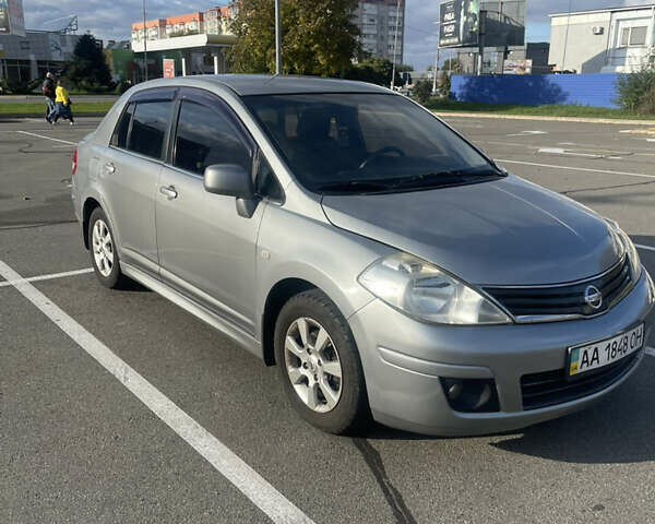 Серый Ниссан Тиида, объемом двигателя 1.6 л и пробегом 159 тыс. км за 6800 $, фото 23 на Automoto.ua