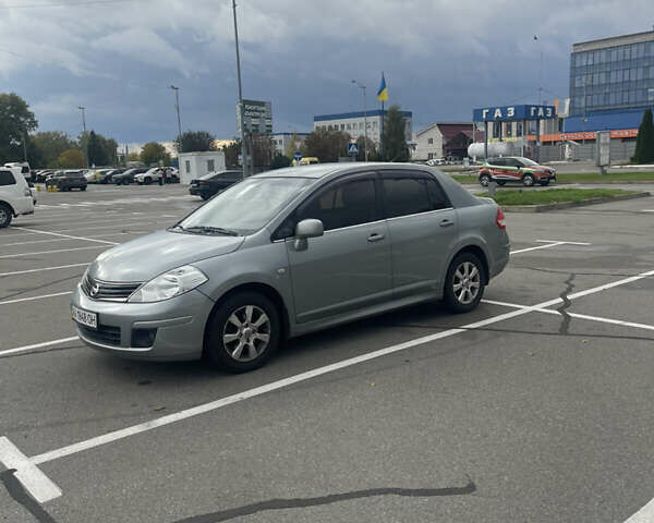 Серый Ниссан Тиида, объемом двигателя 1.6 л и пробегом 159 тыс. км за 6800 $, фото 26 на Automoto.ua