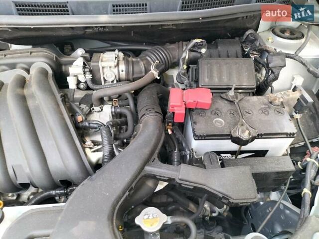 Серый Ниссан Тиида, объемом двигателя 1.5 л и пробегом 71 тыс. км за 6817 $, фото 15 на Automoto.ua