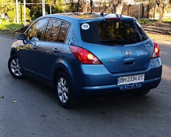 Синий Ниссан Тиида, объемом двигателя 1.6 л и пробегом 149 тыс. км за 6500 $, фото 17 на Automoto.ua