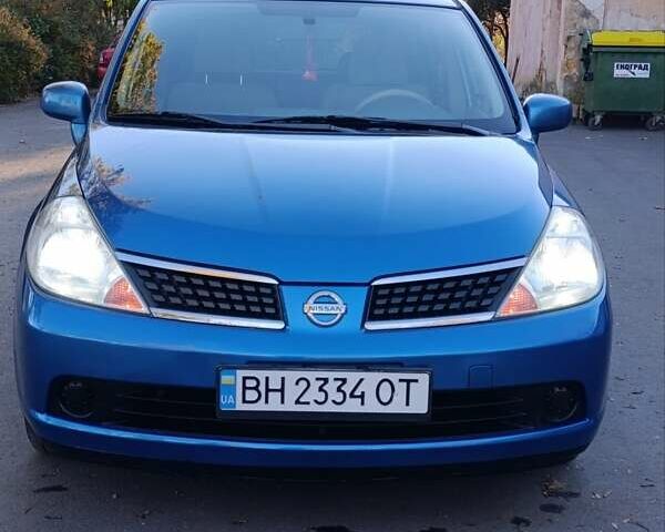 Синий Ниссан Тиида, объемом двигателя 1.6 л и пробегом 149 тыс. км за 6500 $, фото 3 на Automoto.ua