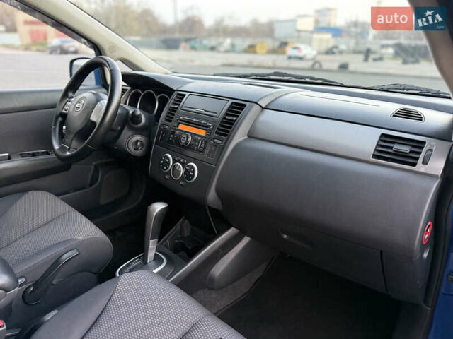 Синий Ниссан Тиида, объемом двигателя 1.6 л и пробегом 210 тыс. км за 6300 $, фото 15 на Automoto.ua