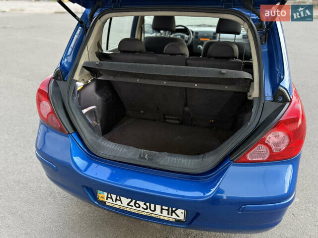 Синий Ниссан Тиида, объемом двигателя 1.6 л и пробегом 210 тыс. км за 6300 $, фото 17 на Automoto.ua