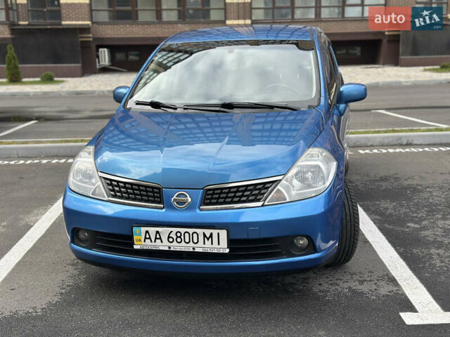 Синий Ниссан Тиида, объемом двигателя 1.6 л и пробегом 172 тыс. км за 6200 $, фото 1 на Automoto.ua