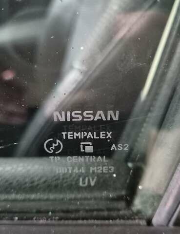 Синий Ниссан Тиида, объемом двигателя 1.6 л и пробегом 209 тыс. км за 5800 $, фото 5 на Automoto.ua