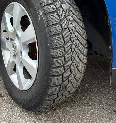 Синий Ниссан Тиида, объемом двигателя 1.6 л и пробегом 243 тыс. км за 5800 $, фото 6 на Automoto.ua