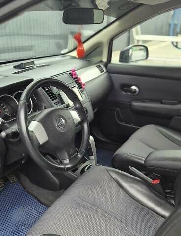 Синий Ниссан Тиида, объемом двигателя 1.6 л и пробегом 209 тыс. км за 5800 $, фото 21 на Automoto.ua