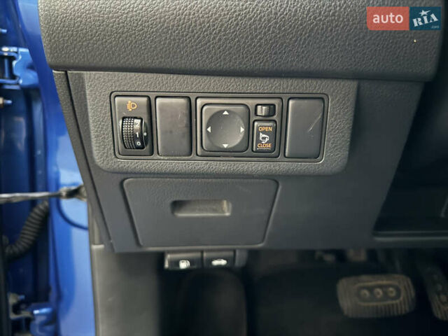 Синий Ниссан Тиида, объемом двигателя 1.6 л и пробегом 210 тыс. км за 6300 $, фото 16 на Automoto.ua