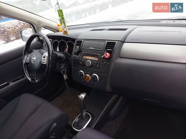 Зеленый Ниссан Тиида, объемом двигателя 1.6 л и пробегом 113 тыс. км за 7200 $, фото 16 на Automoto.ua